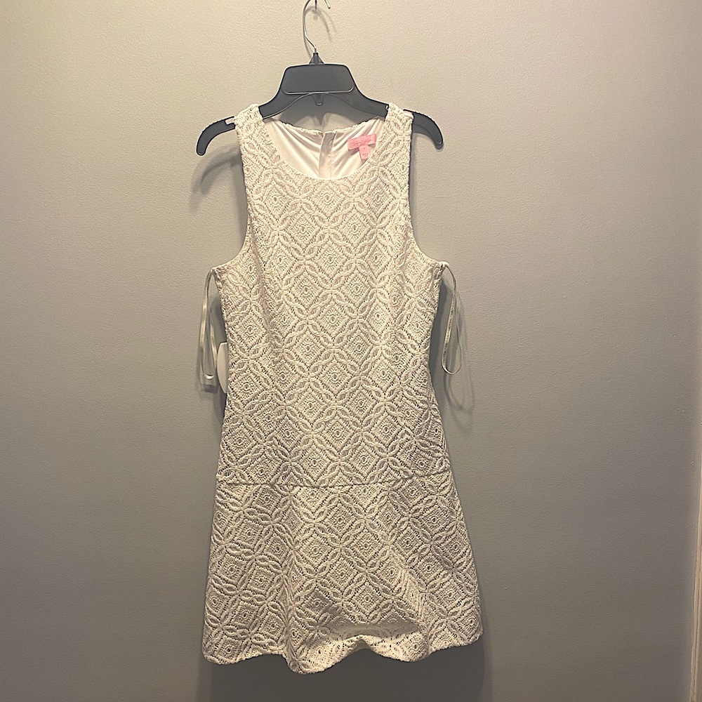 White Lilly Dress- GUC!